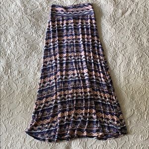 Loveappella maxi skirt